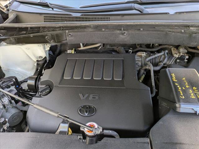 Used 2015 Toyota Highlander XLE image 26