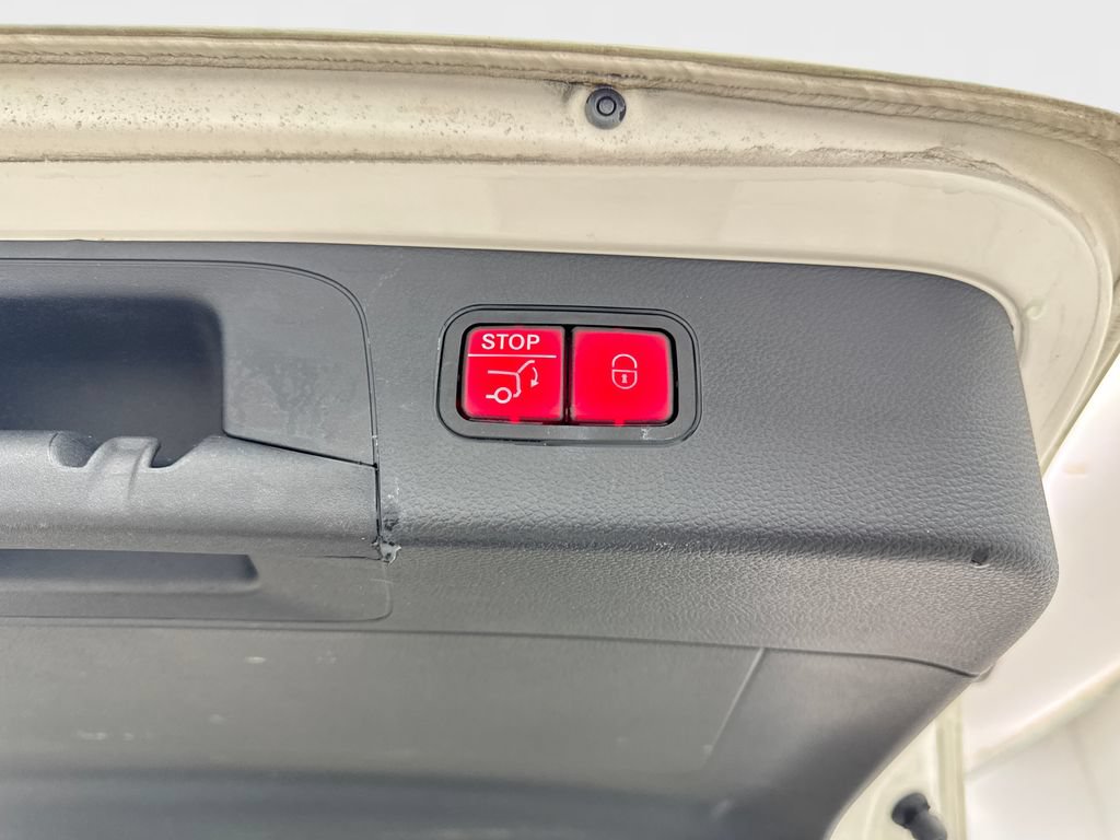 Used 2021 Mercedes-Benz GLC 300 4MATIC image 77