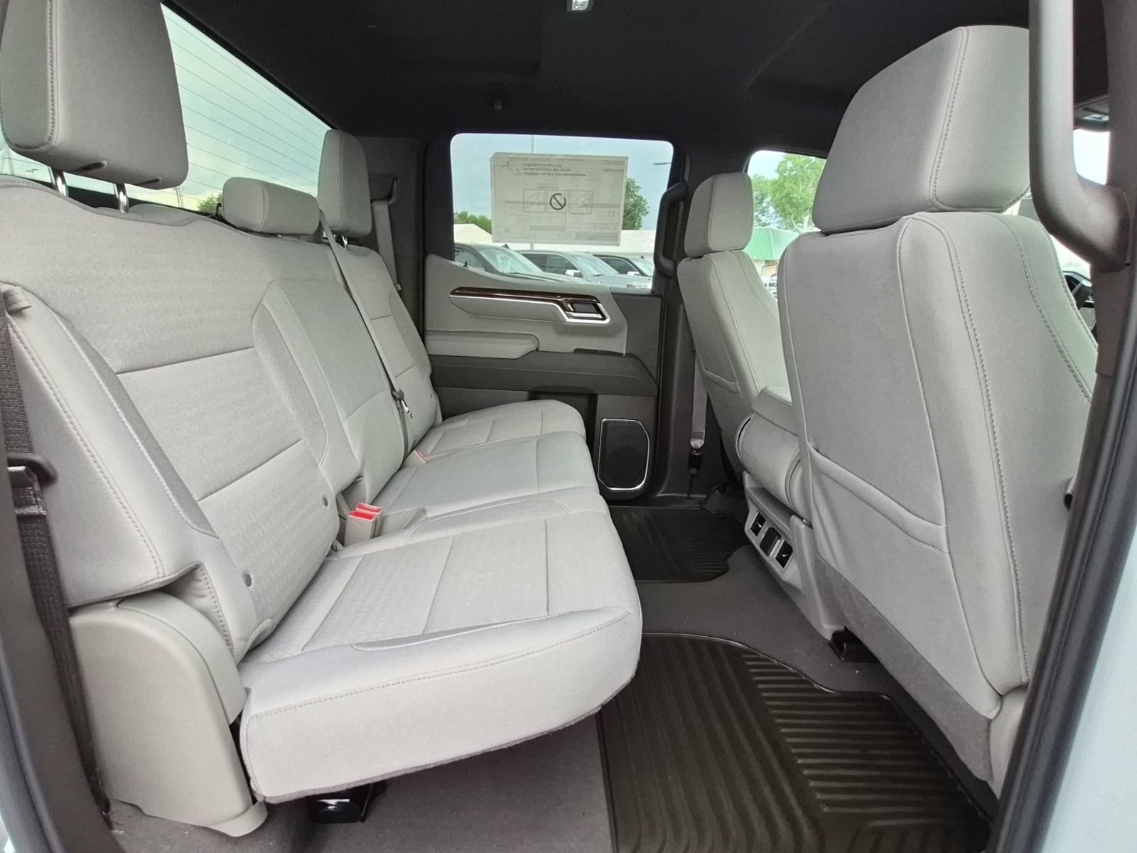 New 2026 GMC Sierra 1500 SLE AWD/4WD image 39