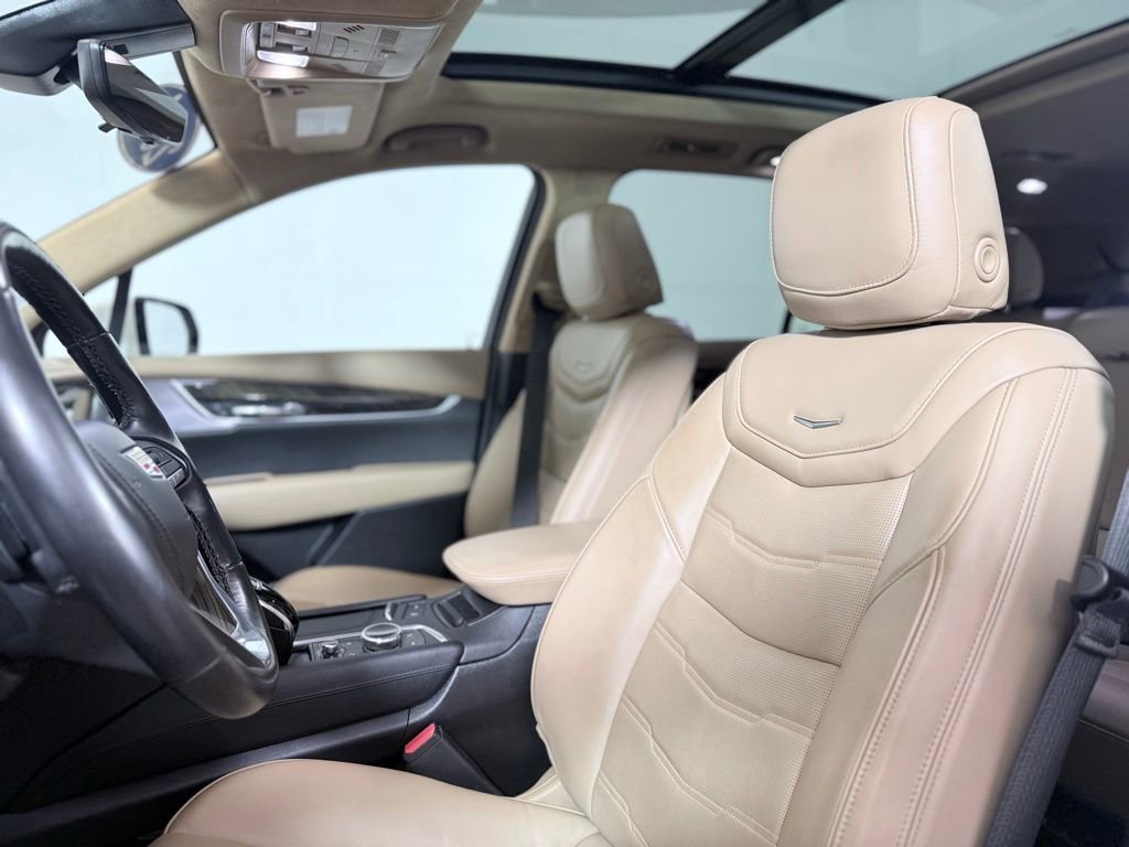 Used 2024 Cadillac XT6 Premium Luxury w/ Platinum Package image 18