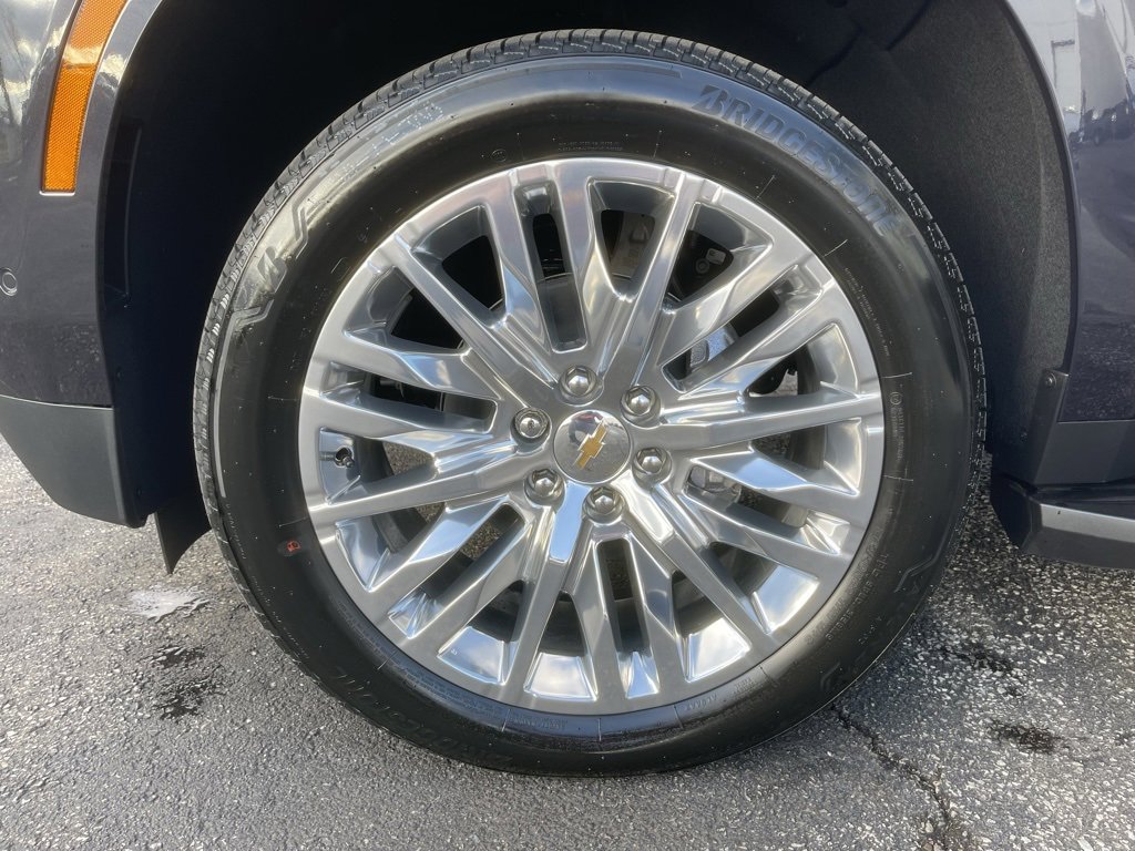 New 2026 Chevrolet Suburban Premier image 37