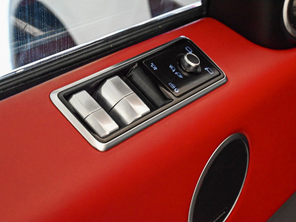 Used 2020 Land Rover Range Rover Sport HSE Dynamic image 9