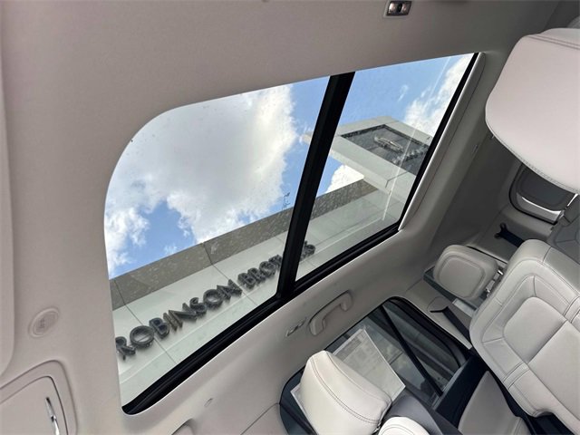 New 2025 Lincoln Aviator Reserve image 19