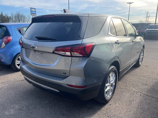 Used 2023 Chevrolet Equinox LT image 3