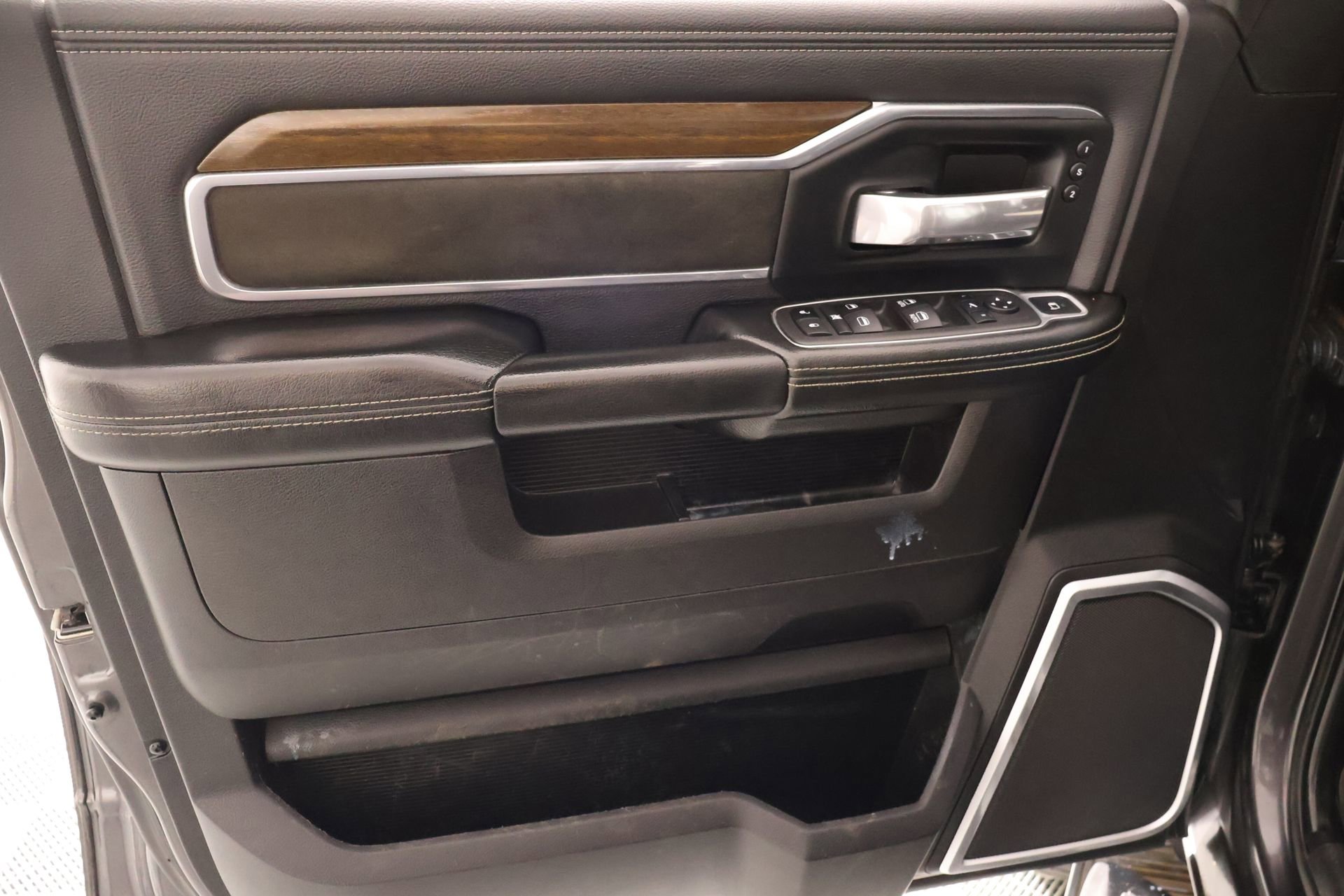 Used 2022 RAM 2500 Laramie image 17