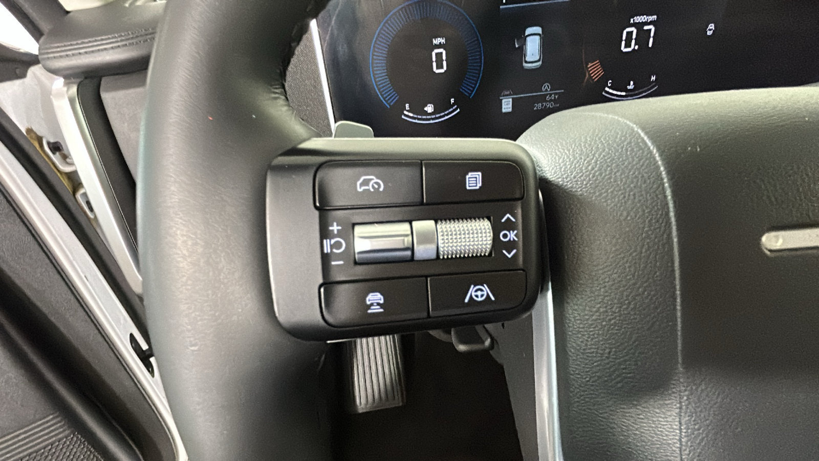 Used 2025 Hyundai Santa Fe SE FWD image 20