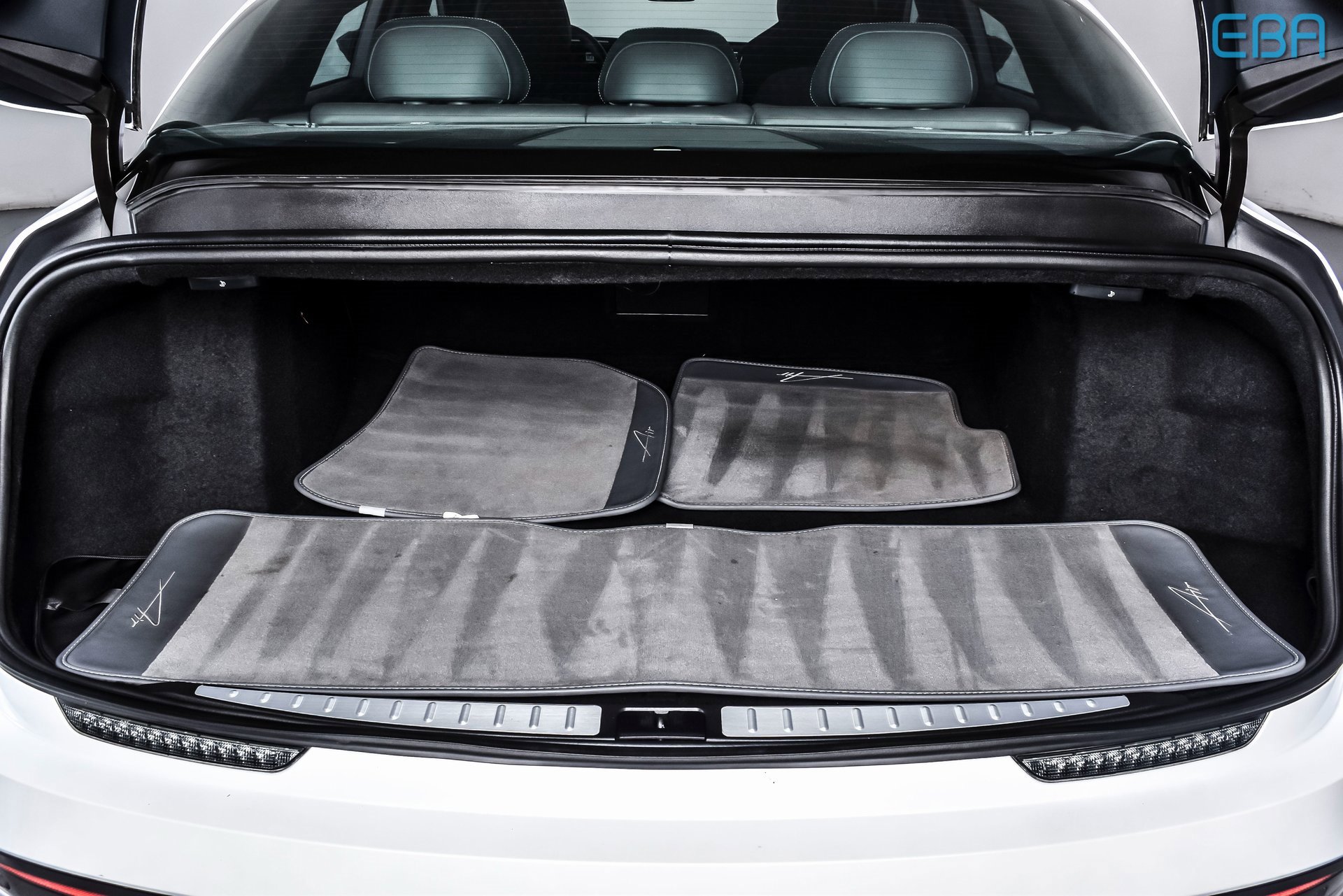 Used 2024 Lucid Air Touring image 13