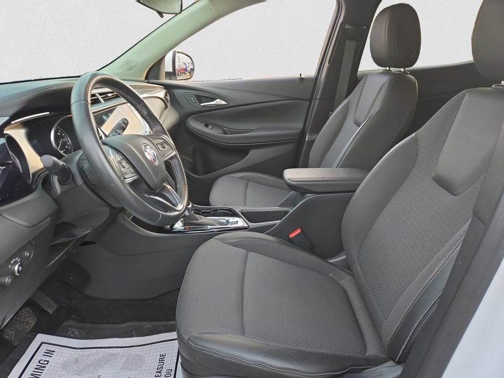 Used 2023 Buick Encore GX Select image 10