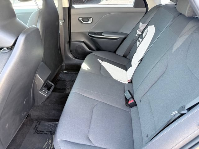 Used 2025 Kia K4 FWD image 7