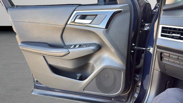 Used 2022 Mitsubishi Outlander SE image 11