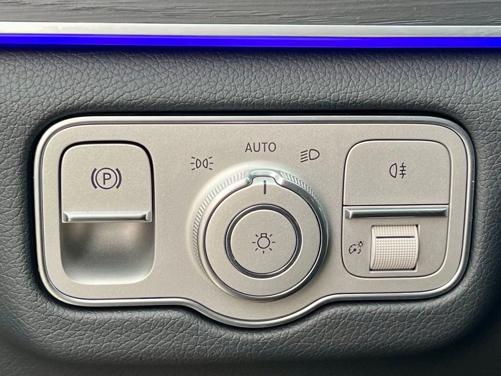 Certified 2026 Mercedes-Benz GLS 450 4MATIC image 33