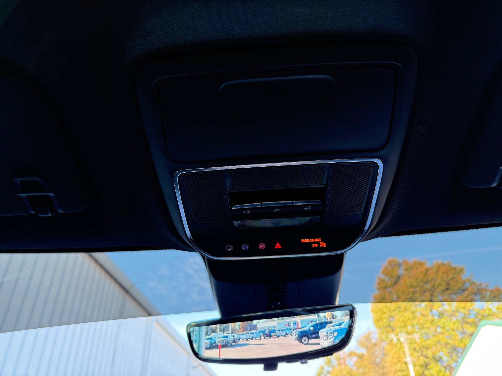 Certified 2024 GMC Acadia Denali w/ Super Cruise Package image 30