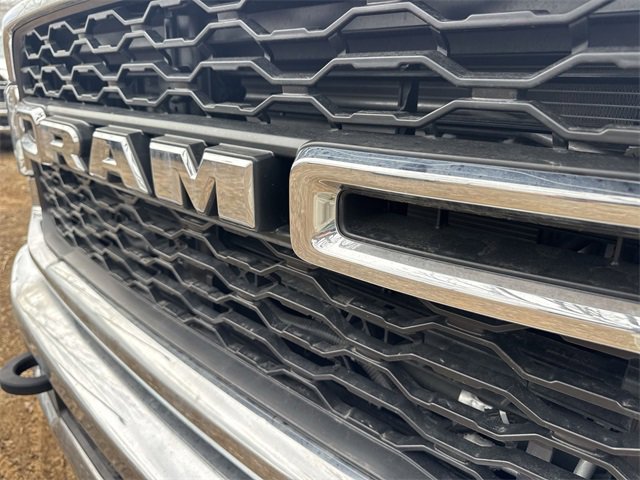 New 2024 RAM 4500 Tradesman image 17