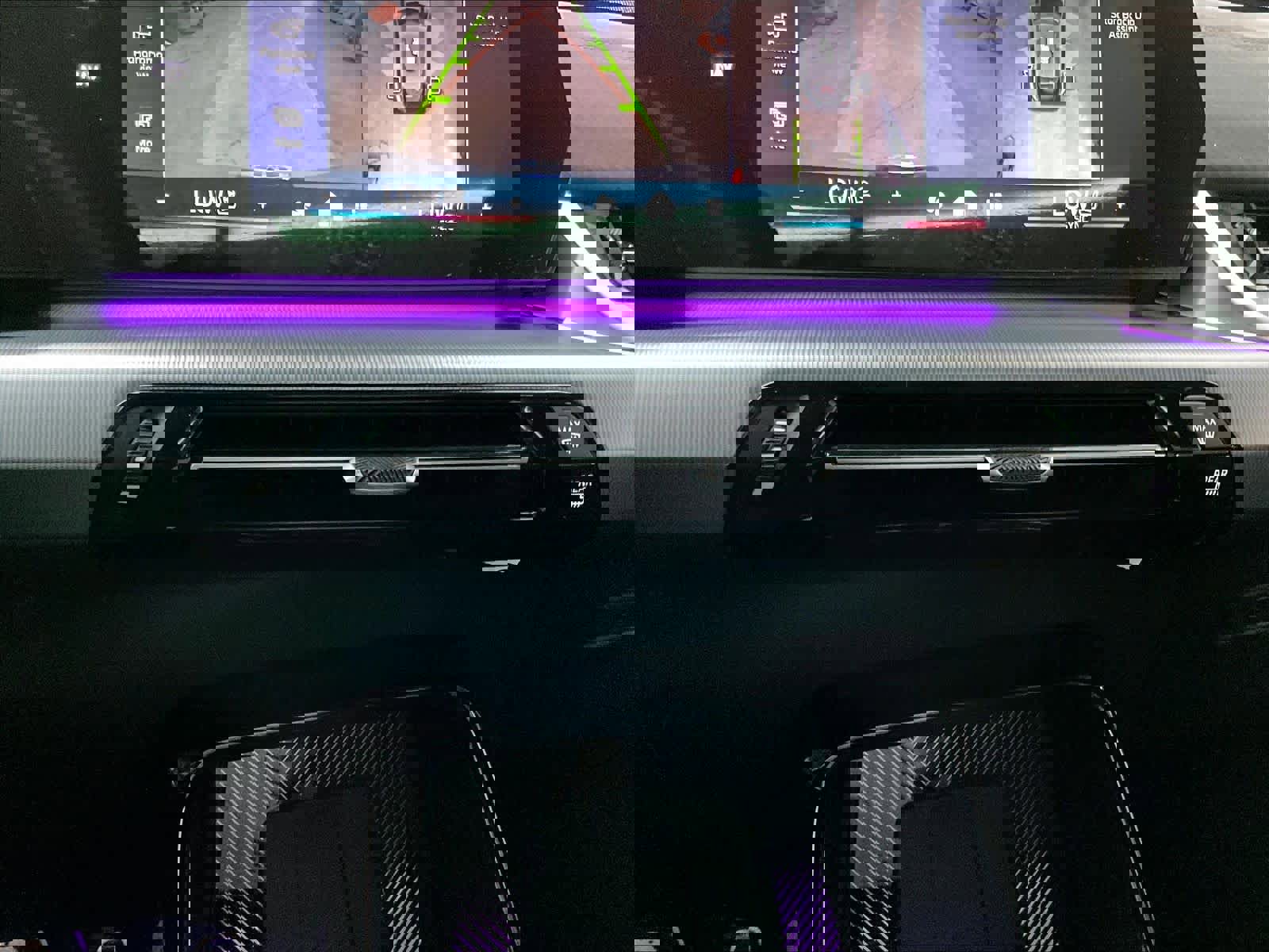 Certified 2025 BMW X2 xDrive28i w/ Premium Package image 33