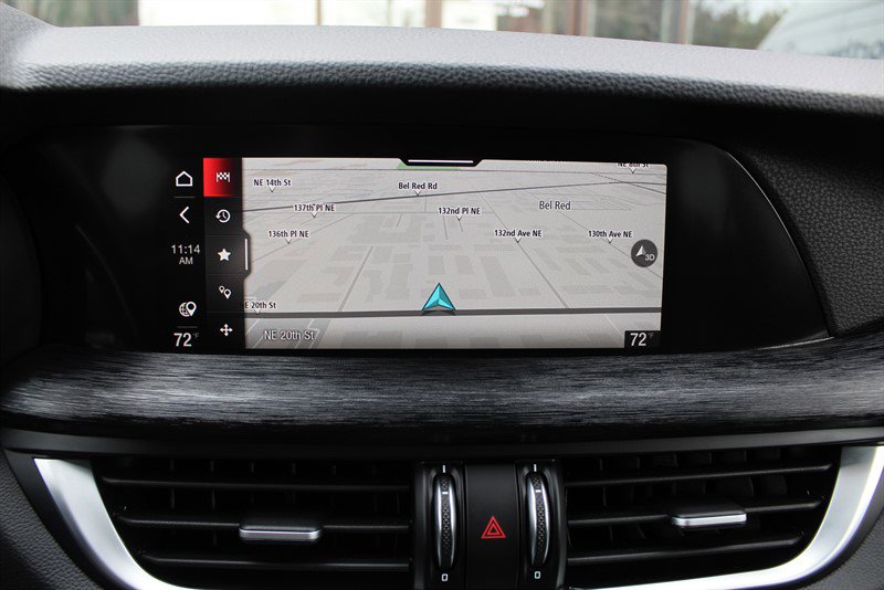 Used 2022 Alfa Romeo Stelvio Sprint image 10