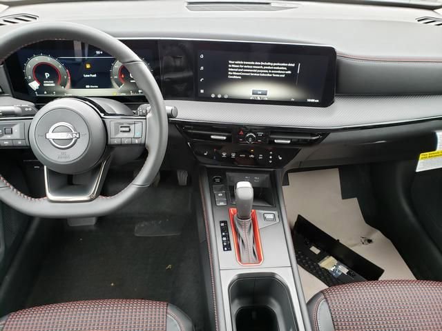 New 2026 Nissan Kicks SR w/ Cold Weather Package image 16