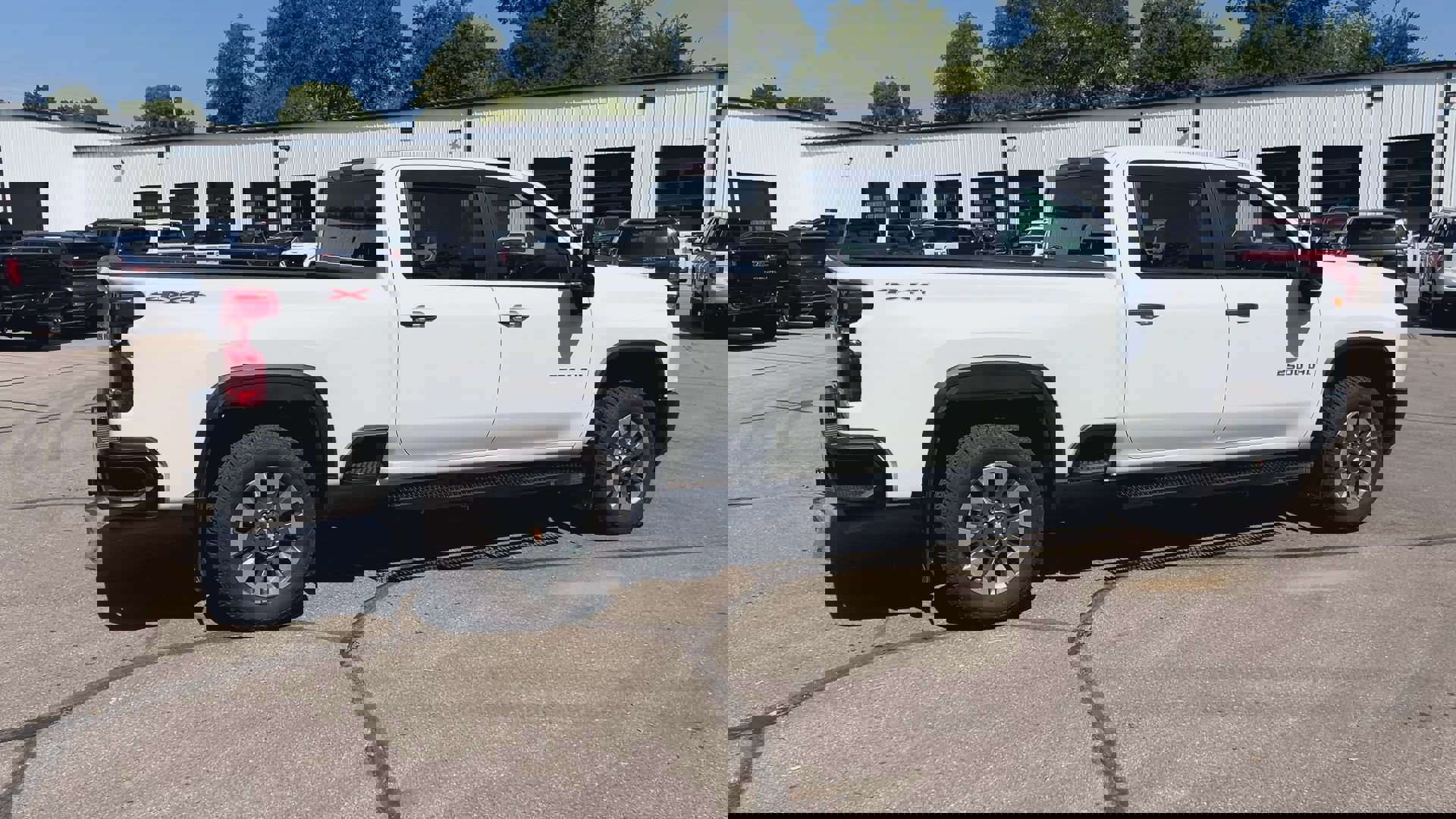 Certified 2023 Chevrolet Silverado 2500 Custom w/ Custom Value Package image 9