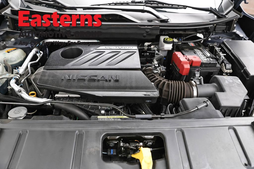 Used 2023 Nissan Rogue S AWD/4WD image 7