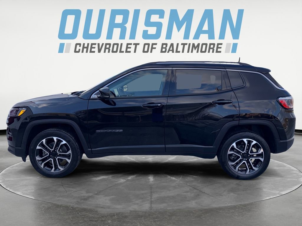 Used 2022 Jeep Compass Limited image 3