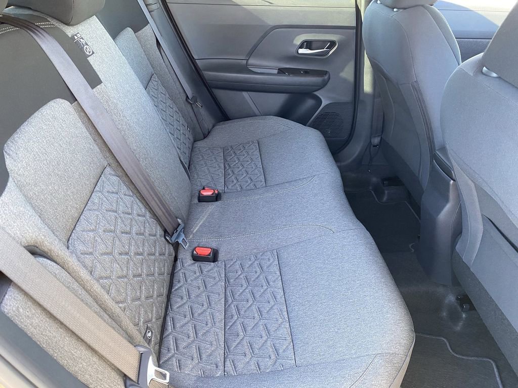 New 2026 Nissan Kicks SV w/ Cold Weather Package FWD image 20