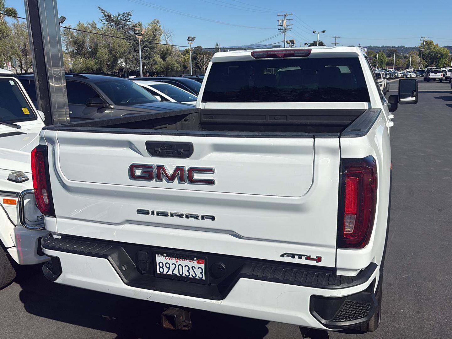 Used 2023 GMC Sierra 2500 AT4 w/ Gooseneck/5TH Wheel Package AWD/4WD image 4