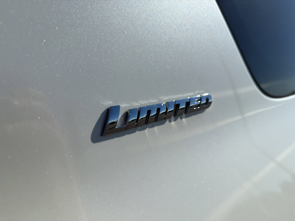 Used 2023 Toyota 4Runner Limited image 13