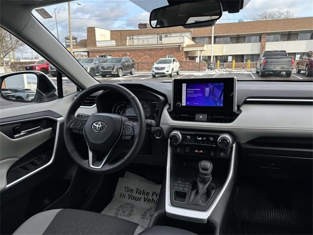 Used 2024 Toyota RAV4 XLE image 29