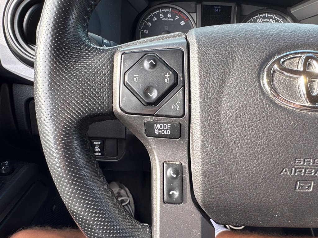 Used 2021 Toyota Tacoma TRD Off-Road w/ TRD Premium Off Road Package AWD/4WD image 20