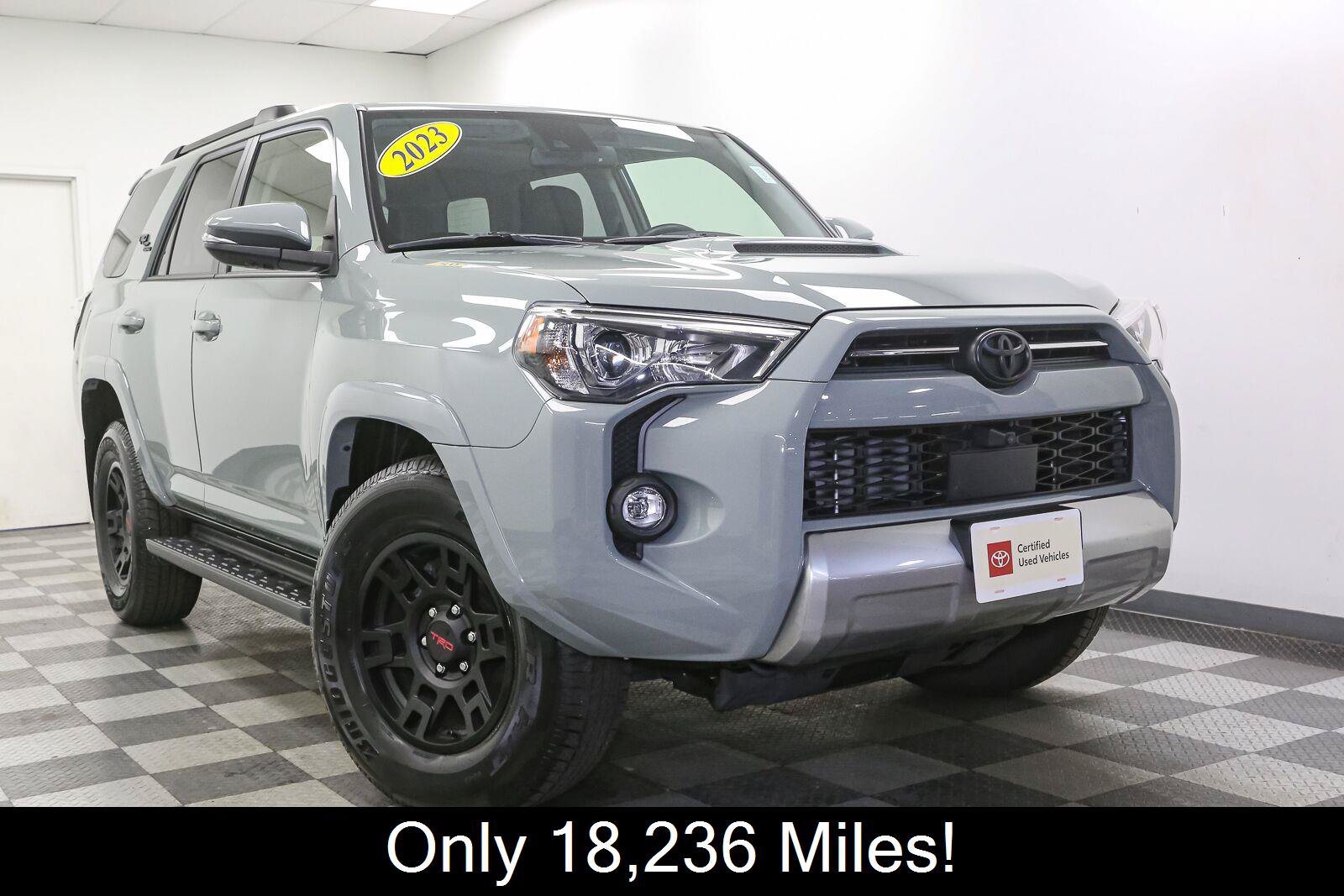 Certified 2023 Toyota 4Runner TRD Off-Road Premium w/ Off Road Premium Plus Package AWD/4WD image 3