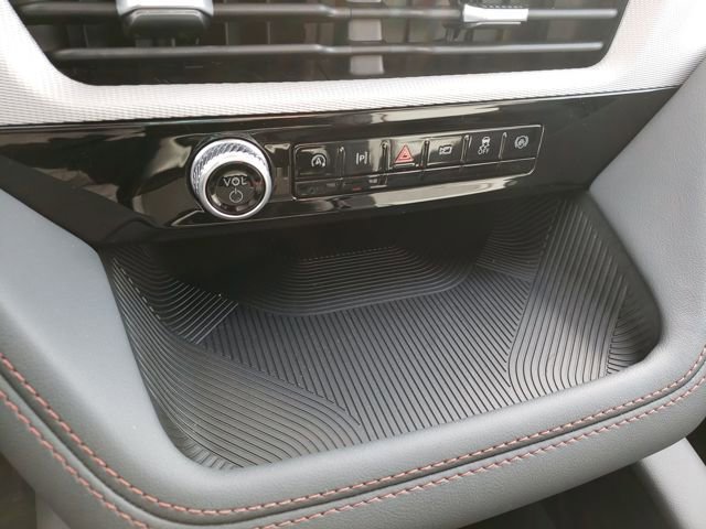 New 2026 Ford Explorer Active w/ Active Comfort Package image 26