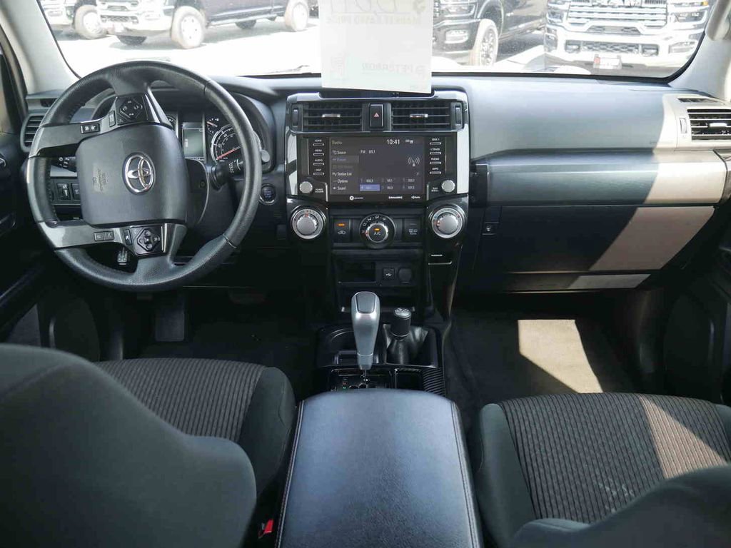 Used 2024 Toyota 4Runner TRD Off-Road image 5