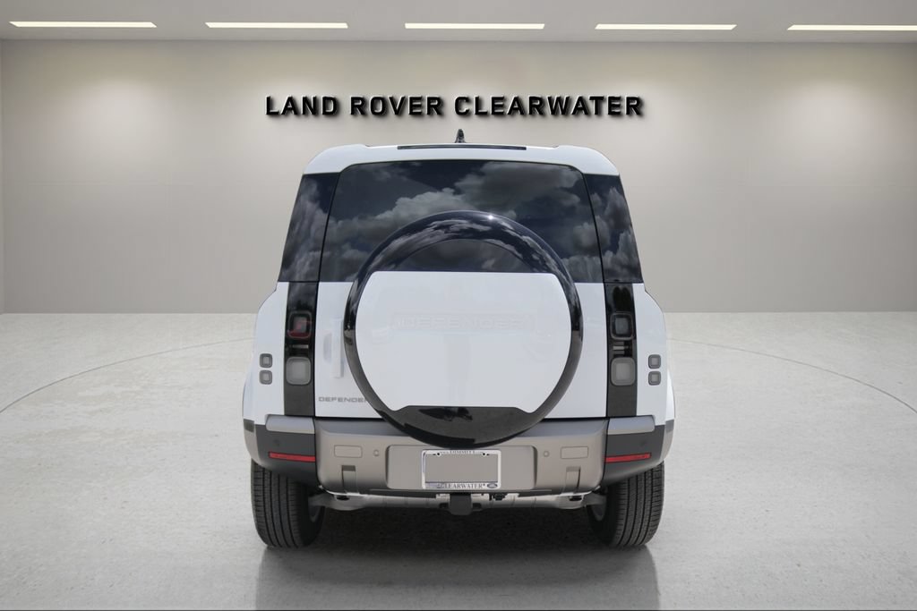 New 2026 Land Rover Defender 110 S AWD/4WD image 4