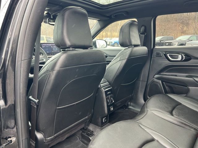 Used 2024 Jeep Compass Limited w/ High Altitude Package image 16