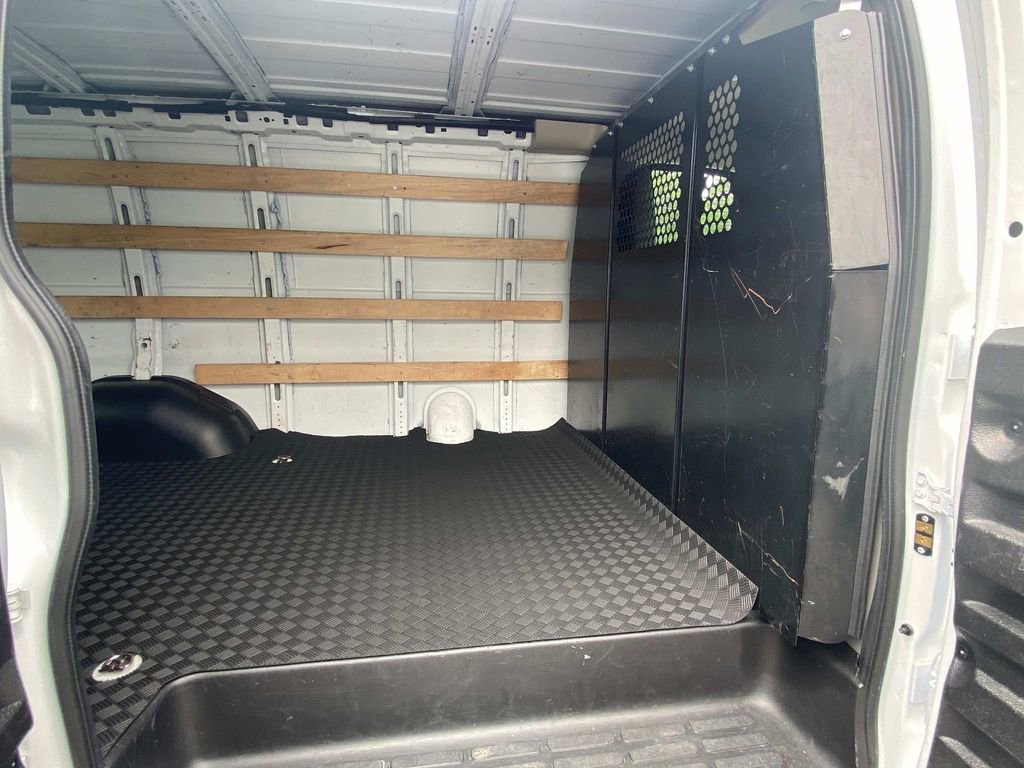 Used 2023 Chevrolet Express 2500 w/ Driver Convenience Package image 11