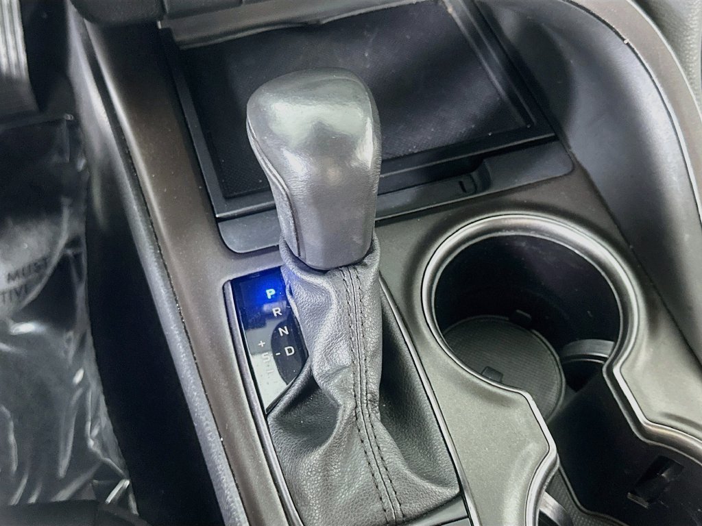 Used 2024 Toyota Camry SE FWD image 33