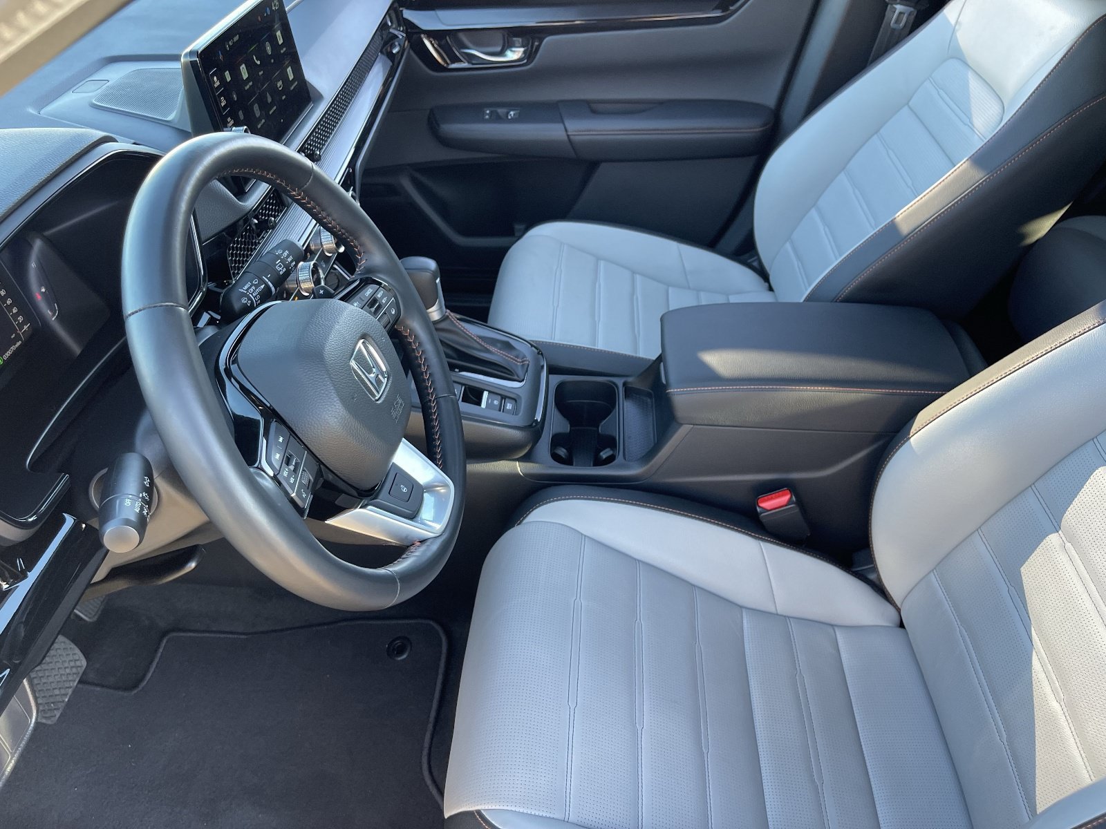 Used 2026 Honda CR-V Sport Touring image 21