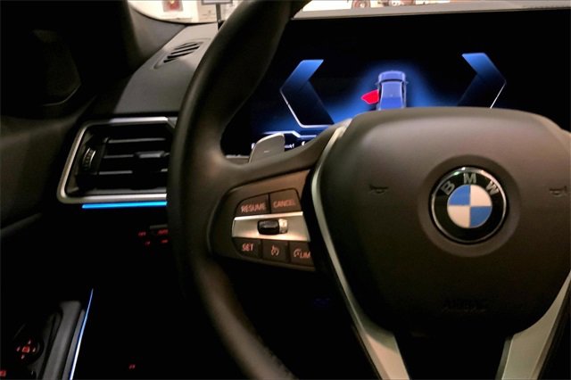 Used 2023 BMW 330i Sedan image 17