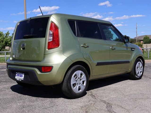 Used 2012 Kia Soul FWD image 7