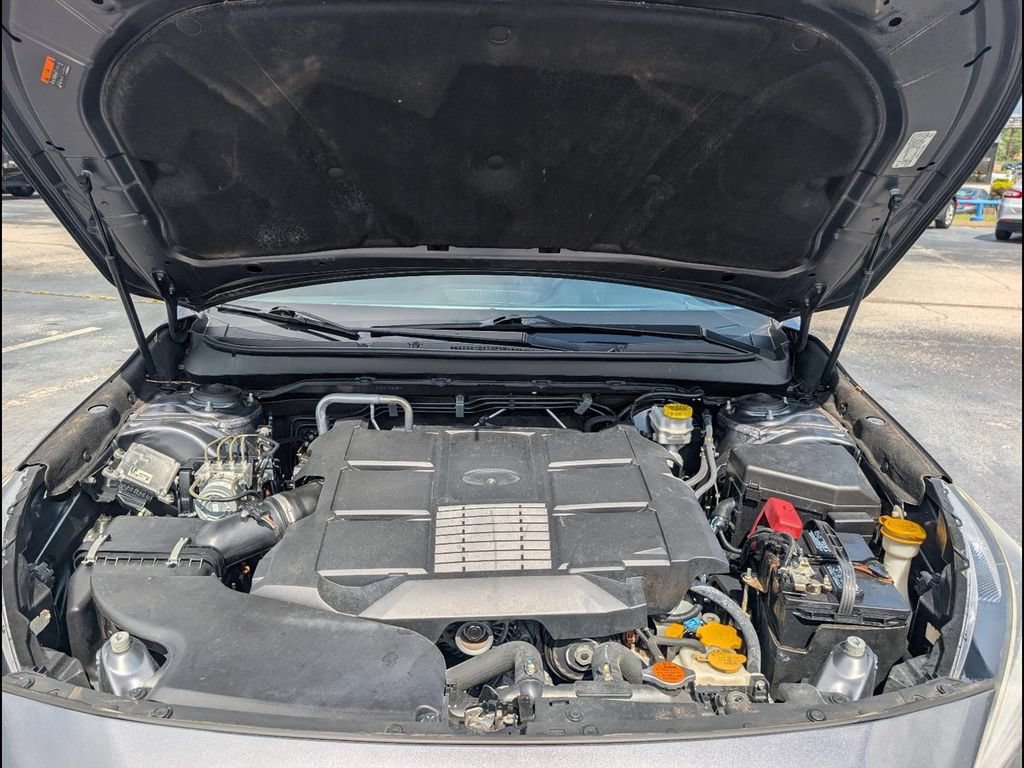 Used 2019 Subaru Outback 3.6R Limited w/ Popular Package #2 AWD/4WD image 24