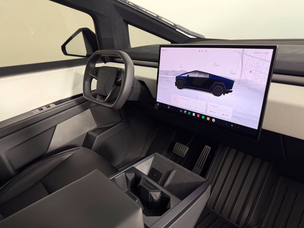 Used 2024 Tesla Cybertruck Cyberbeast AWD/4WD image 7