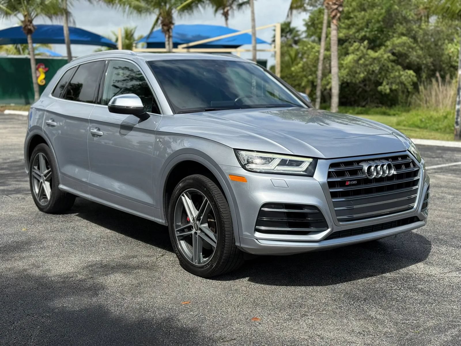 Used 2018 Audi SQ5 Premium Plus AWD/4WD image 10