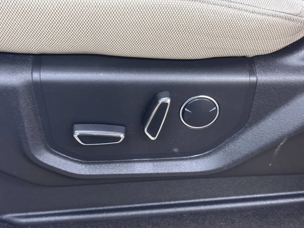 Used 2018 Ford F150 XLT w/ Equipment Group 302A Luxury image 29