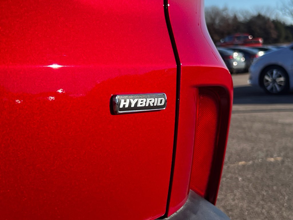 Used 2025 Ford Escape ST-Line w/ Equipment Group 301A image 7