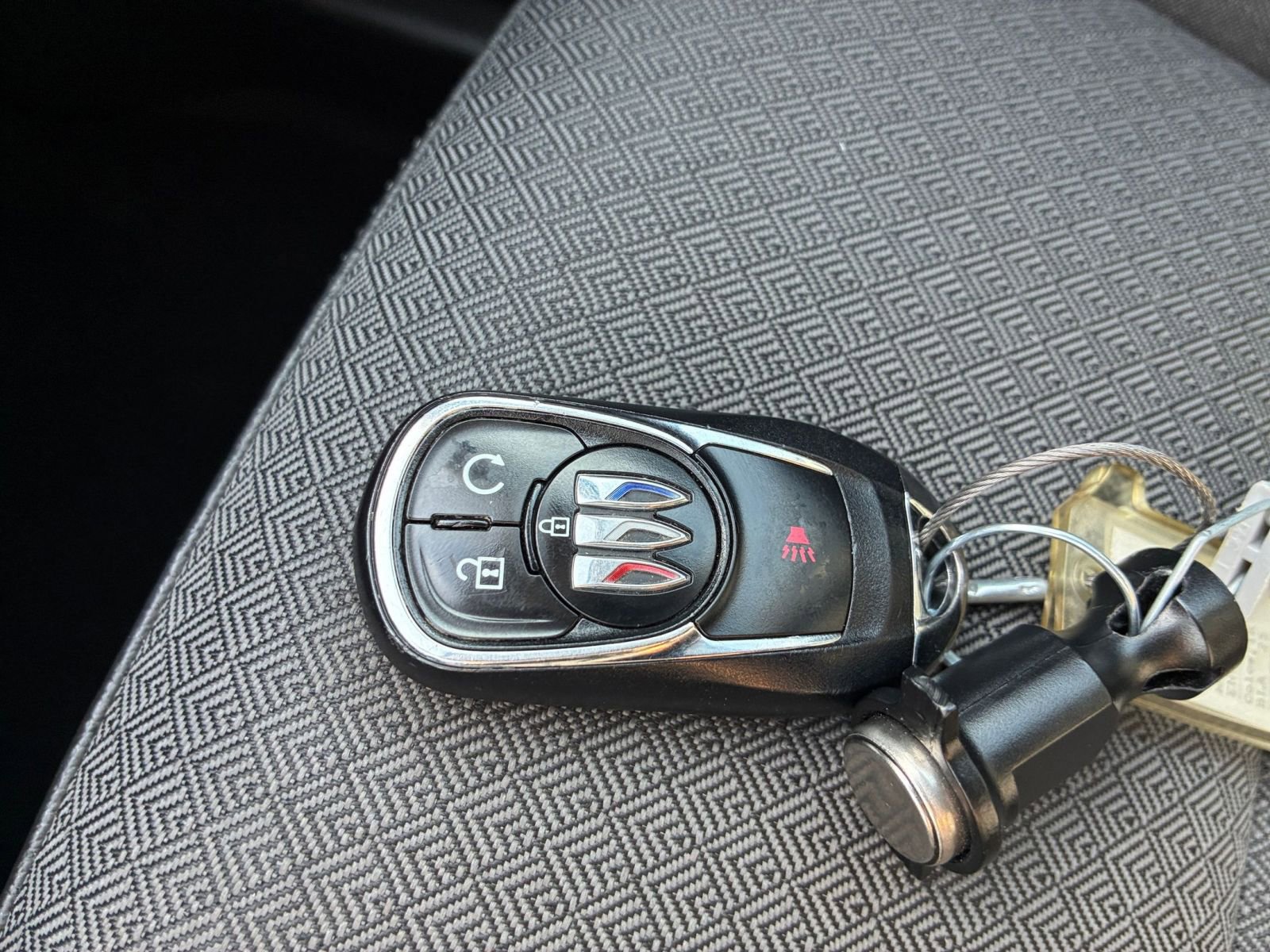 Used 2025 Buick Encore GX Preferred image 21