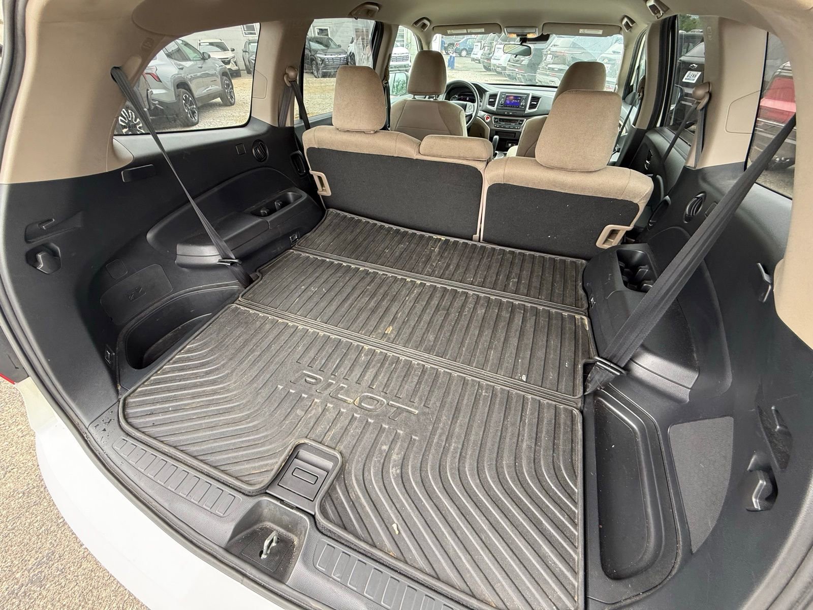 Used 2019 Honda Pilot LX image 27