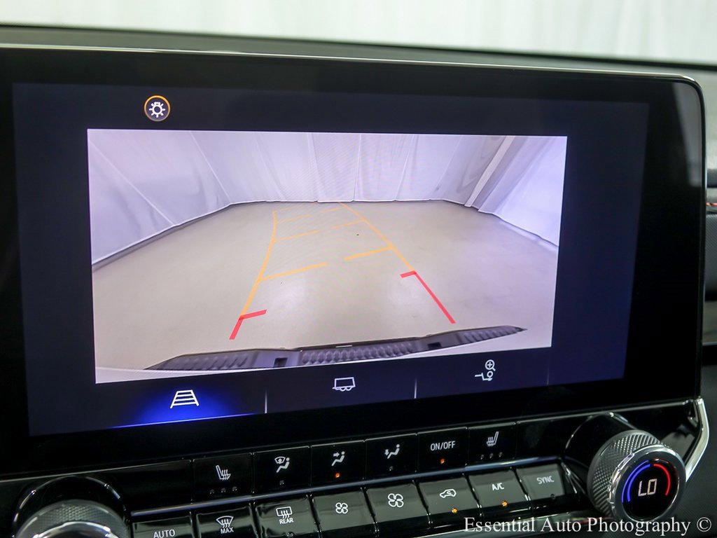 Used 2024 Chevrolet Colorado Z71 w/ Z71 Convenience Package 2 image 15