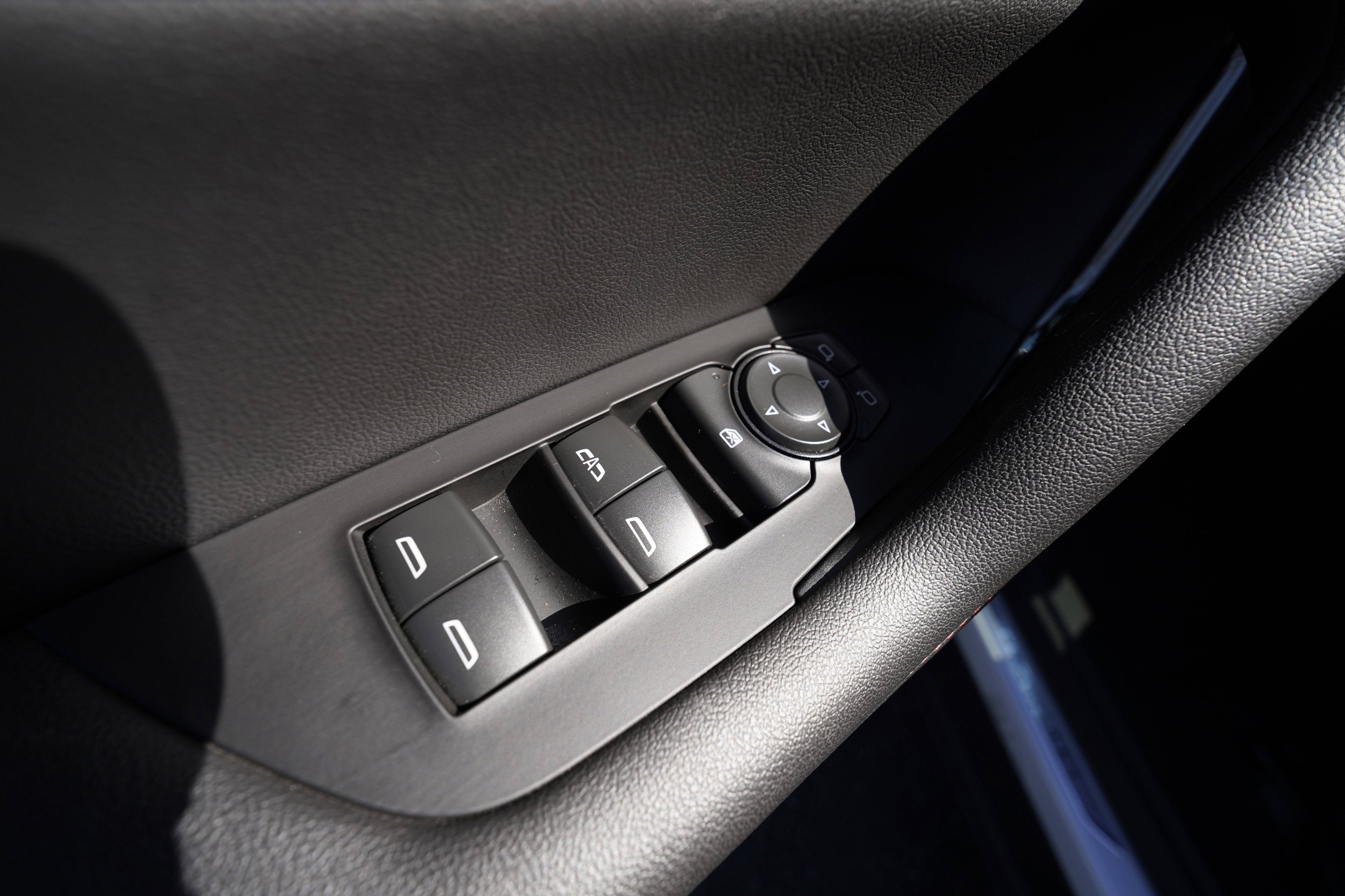 Used 2024 Chevrolet Blazer RS w/ Driver Confidence II Package image 34