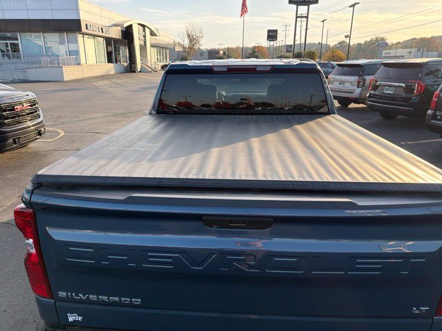 Used 2024 Chevrolet Silverado 1500 LT AWD/4WD image 4