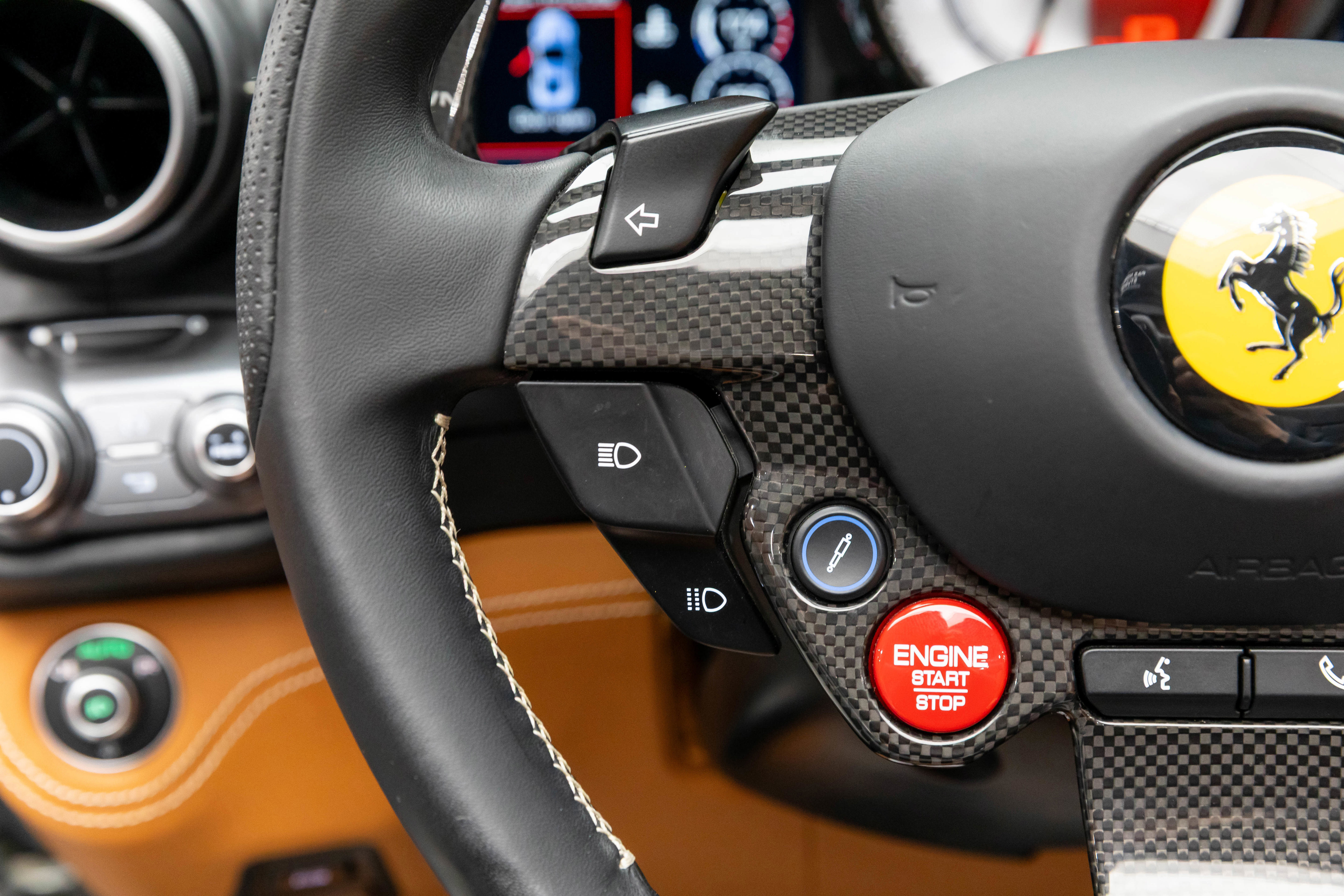 Certified 2022 Ferrari Portofino M image 23