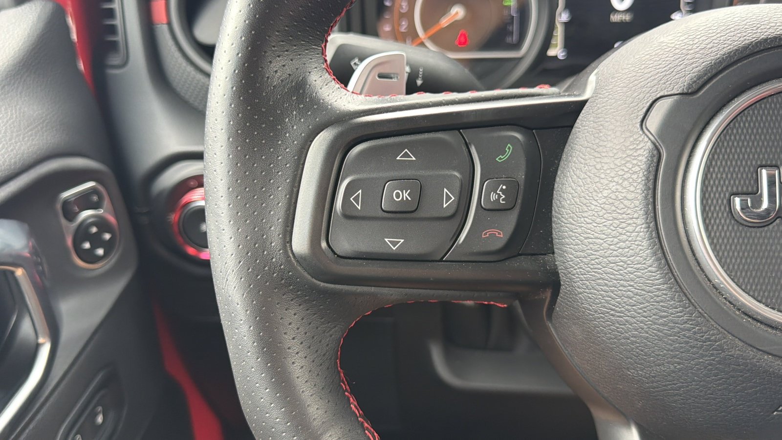 Used 2024 Jeep Wrangler Unlimited Rubicon 392 AWD/4WD image 21